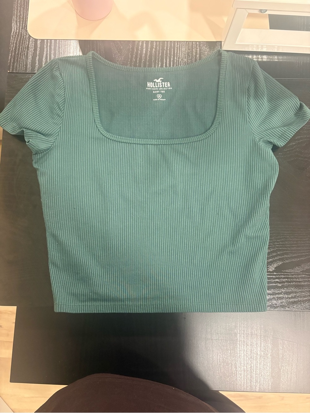 Hollister Women's Ribbed Square-Neck Crop Top in Dark Green